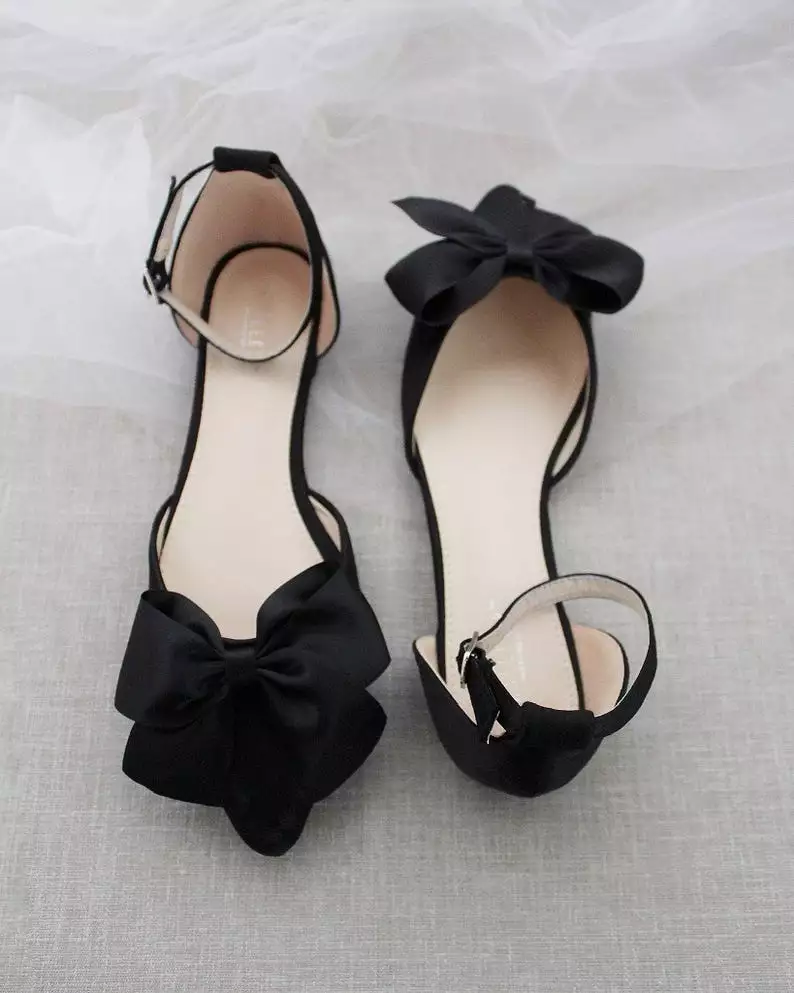 Black Pointy Toe flats with Front Satin Bow