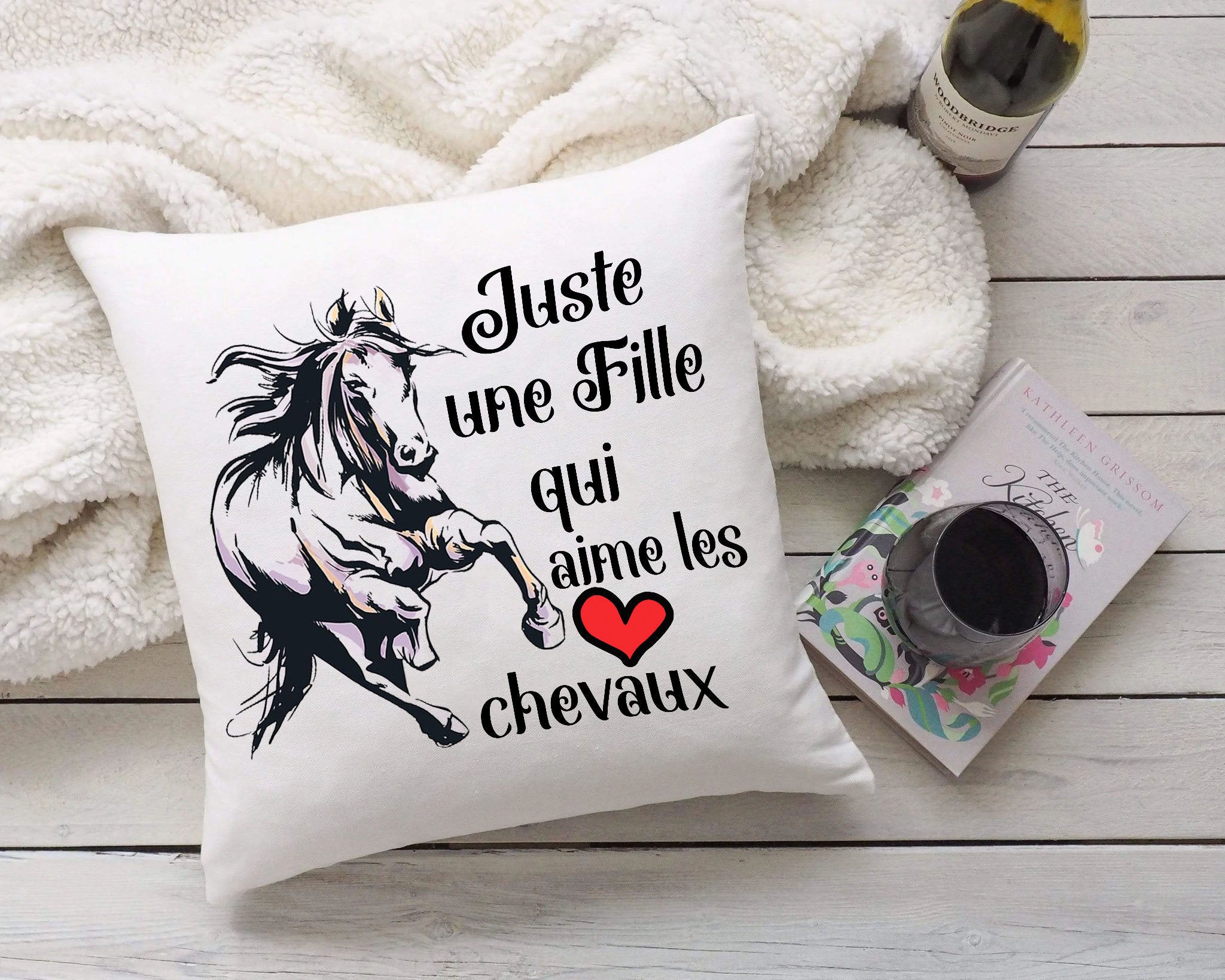 Cadeau Equitation Cheval Original Coussin Carrée Satin - Juste Une Fille Qui Aime Les Chevaux - Cadeau Fille Cheval - CTS0904220