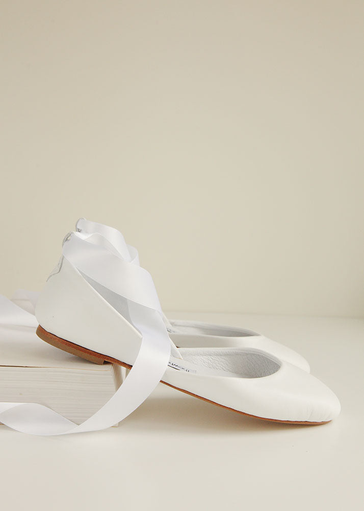 LUNA BALLET FLATS – LILLY WHITE