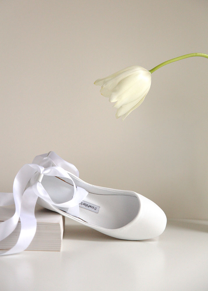 SIENNA BALLET FLATS – LILY WHITE